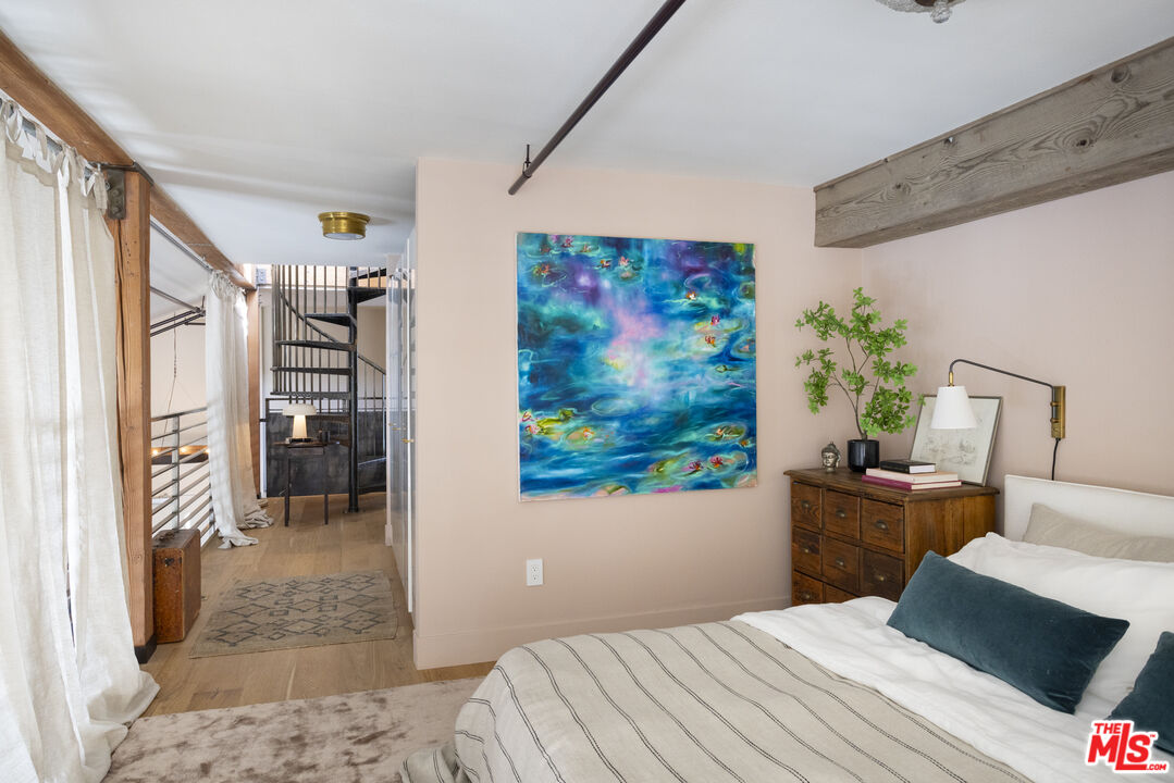 4115 Glencoe Ave Unit: 412