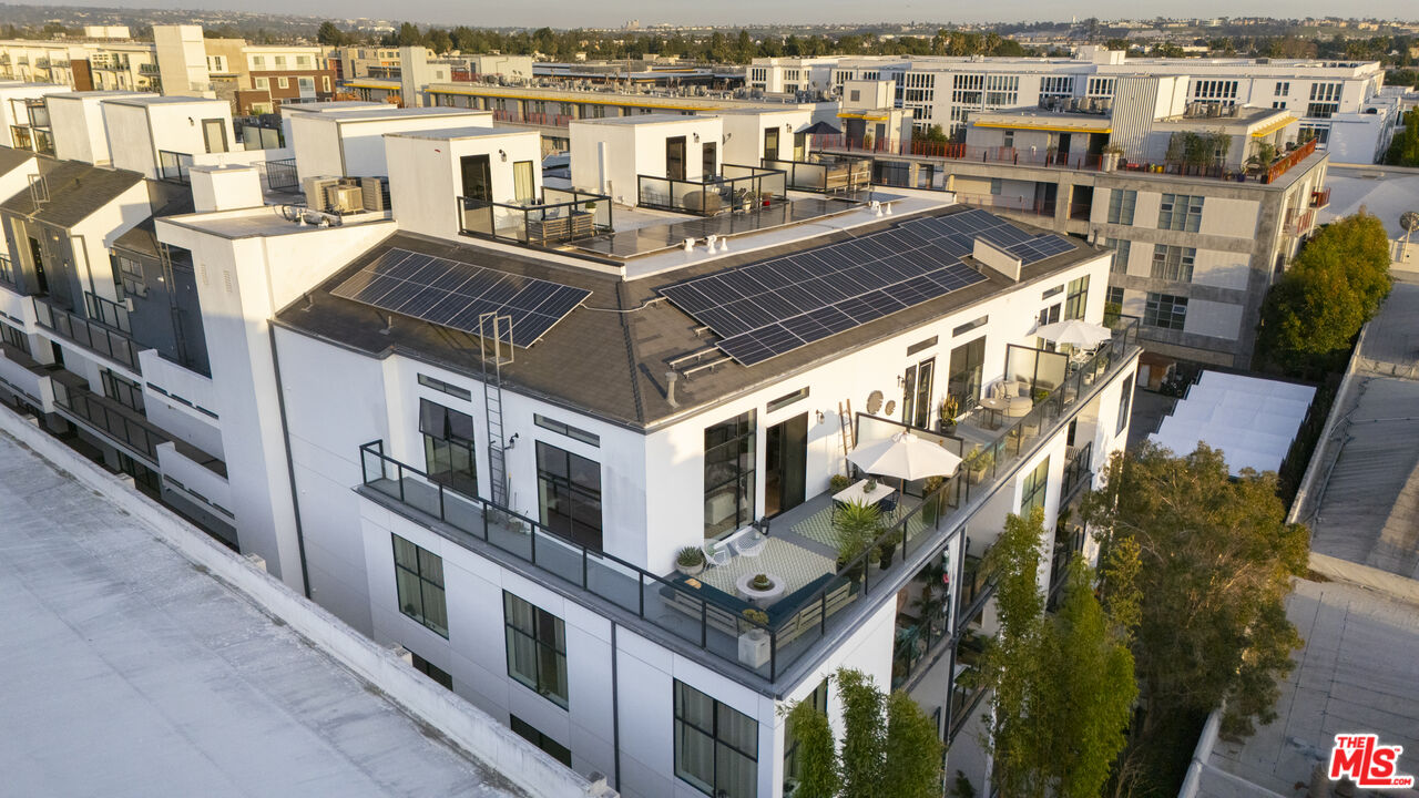 4115 Glencoe Ave Unit: 412