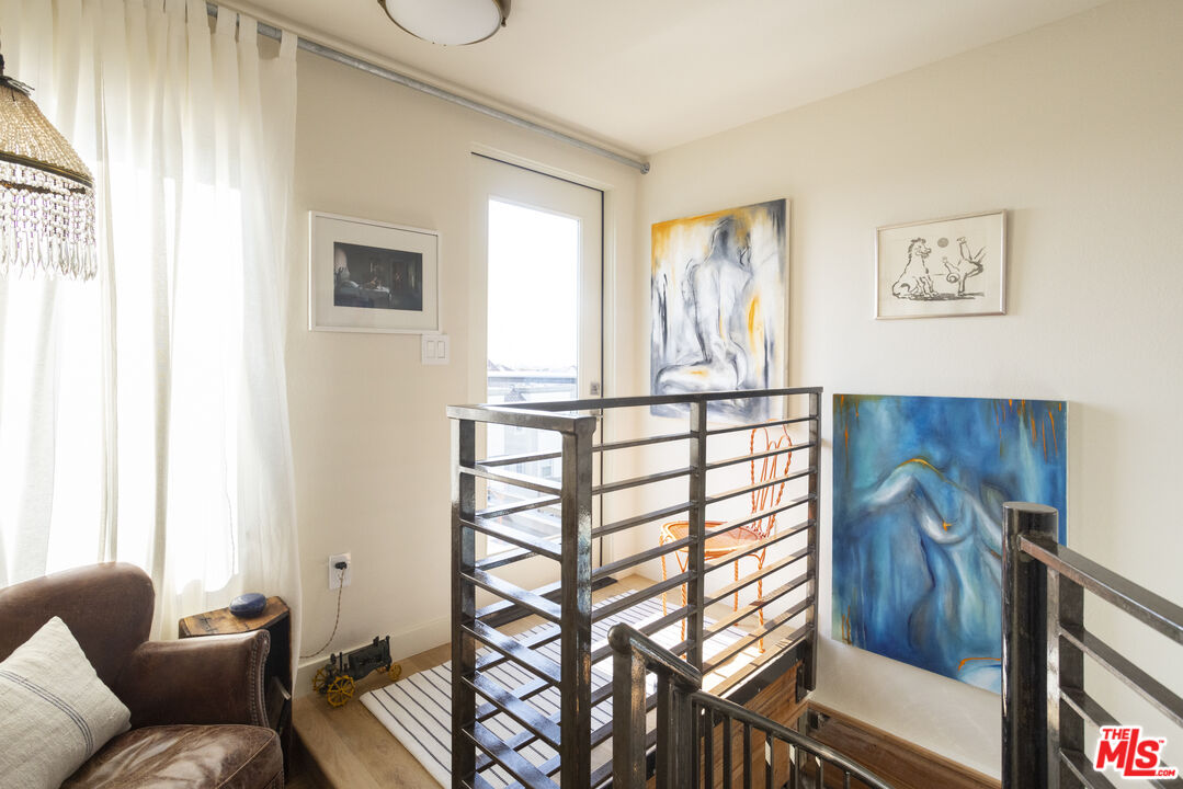 4115 Glencoe Ave Unit: 412