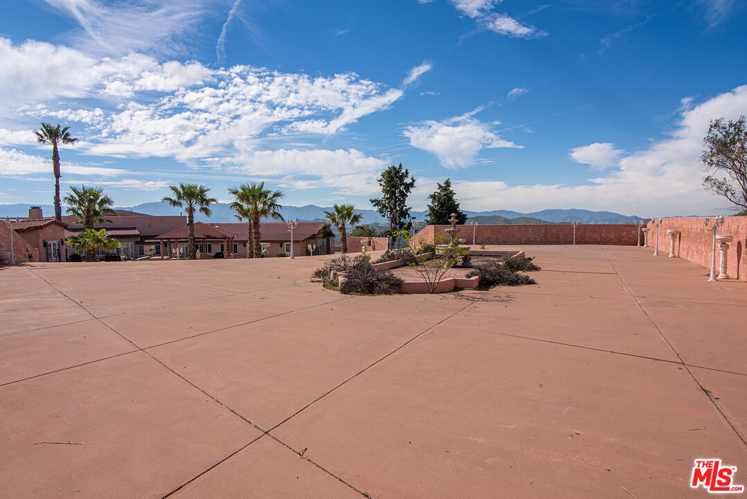 35931 Via Famero Dr