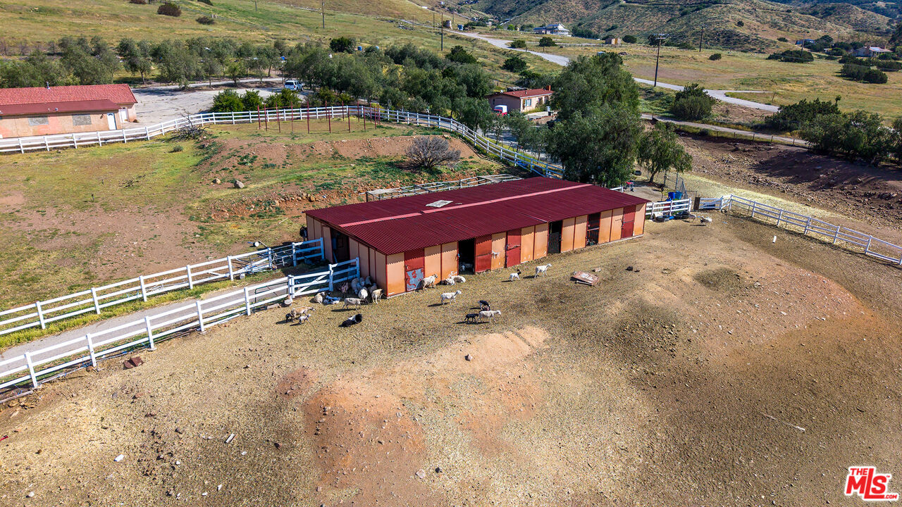 35931 Via Famero Dr