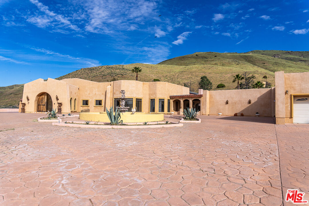35931 Via Famero Dr