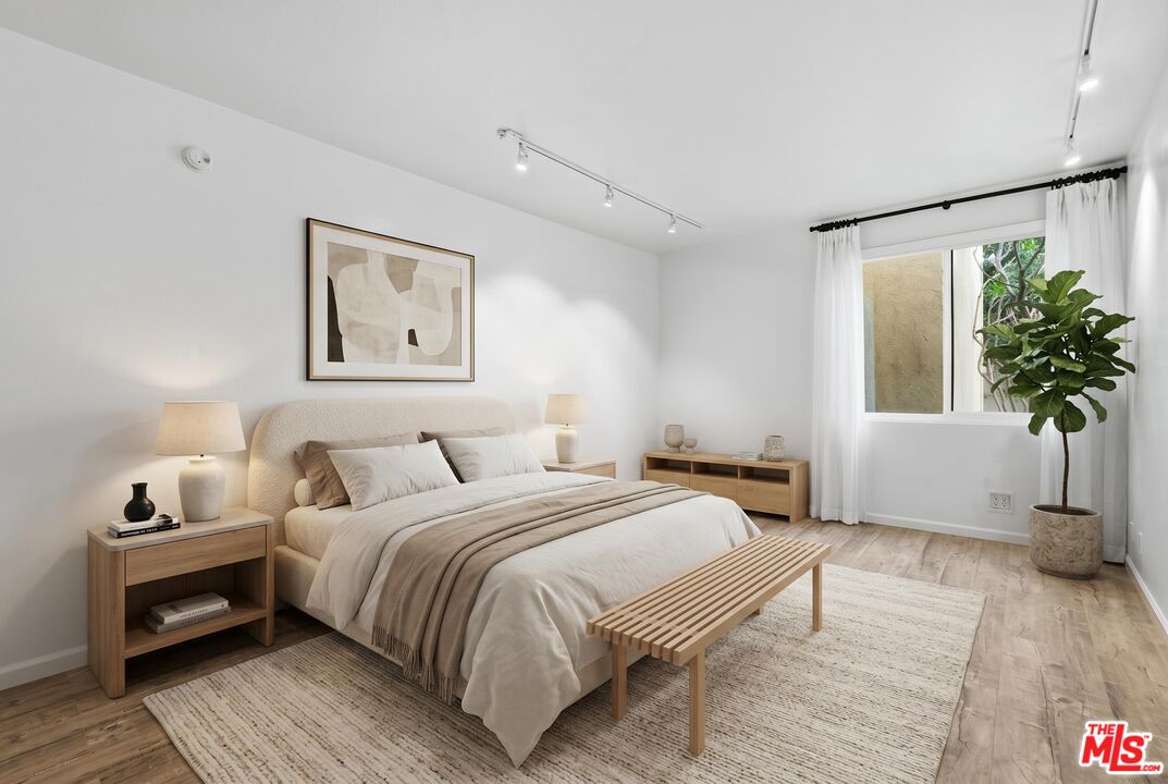 1557 S Beverly Glen Blvd Unit: 108