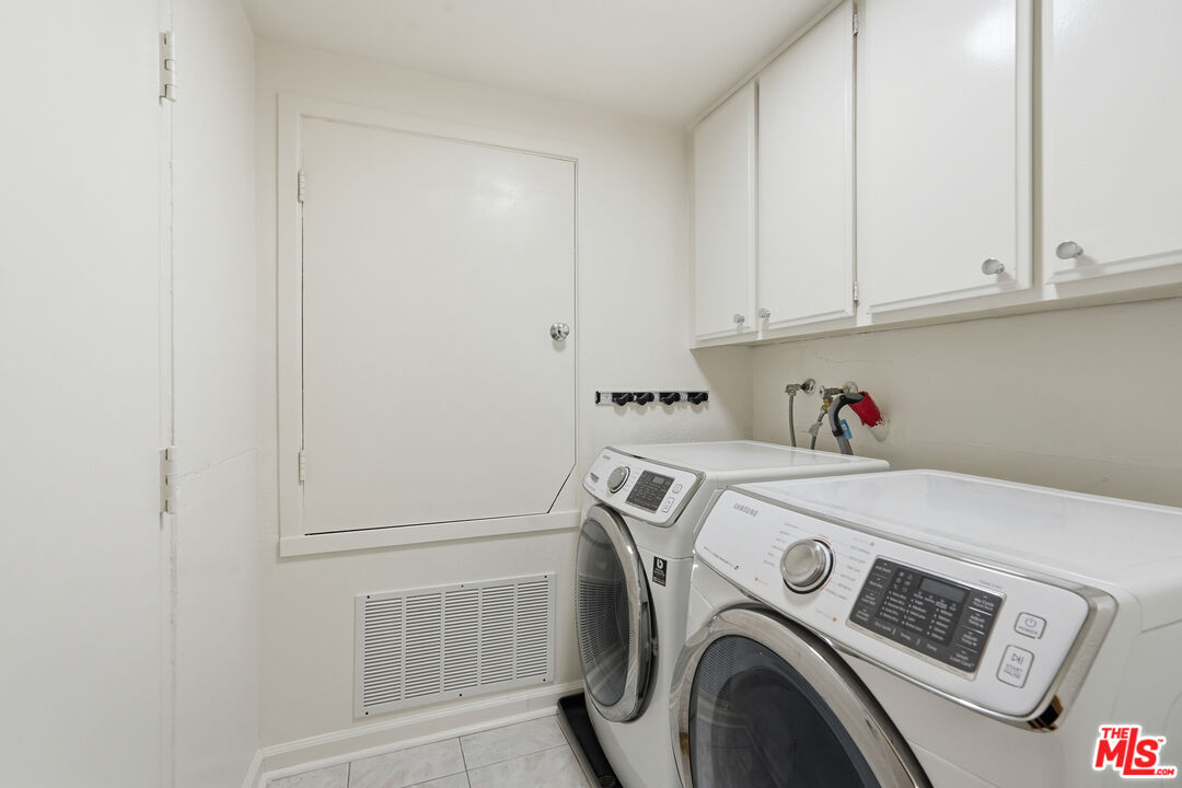 1557 S Beverly Glen Blvd Unit: 108