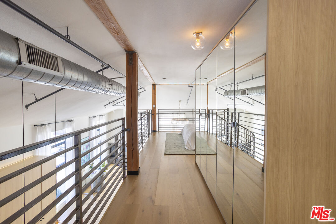 4115 Glencoe Ave Unit: 414