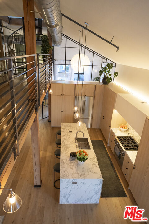 4115 Glencoe Ave Unit: 414