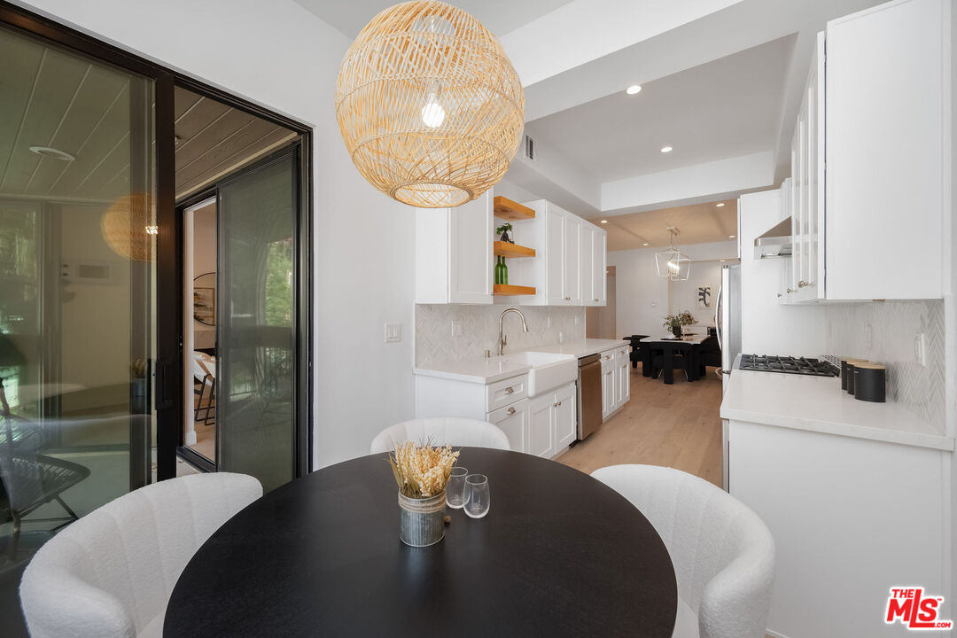 11628 Montana Ave Unit: 201