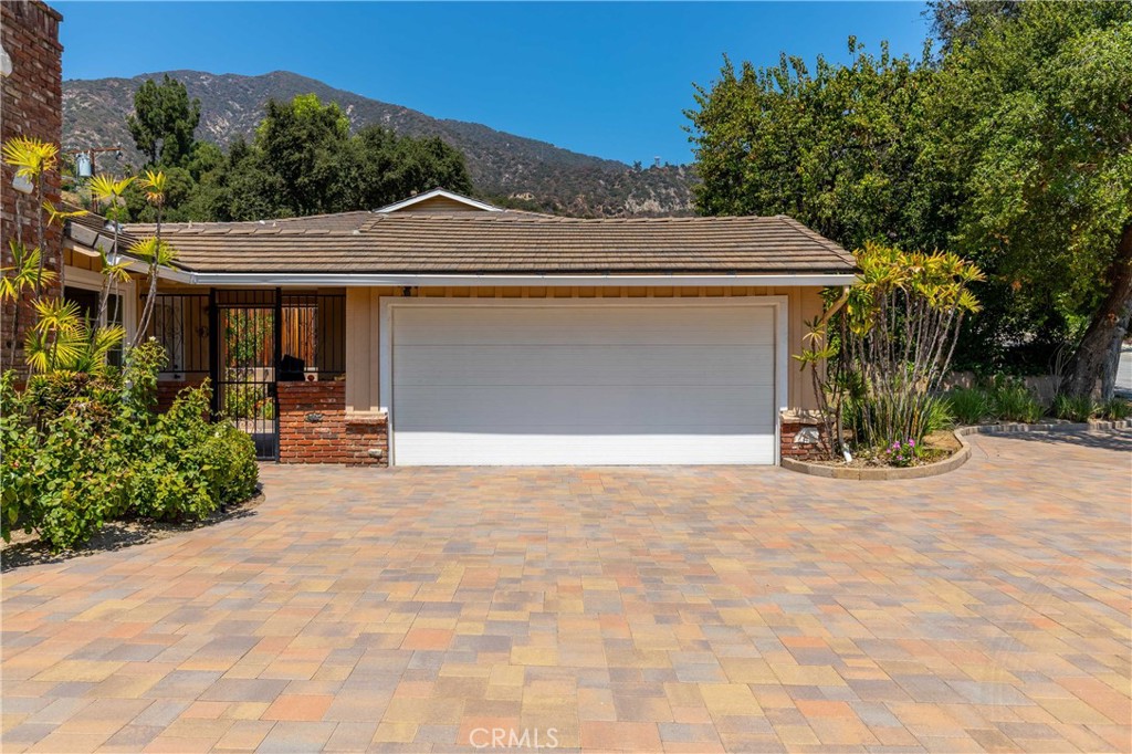 2011 Canyon Road