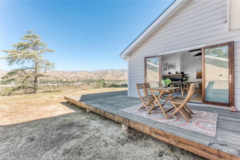 10763 Wheatland Avenue