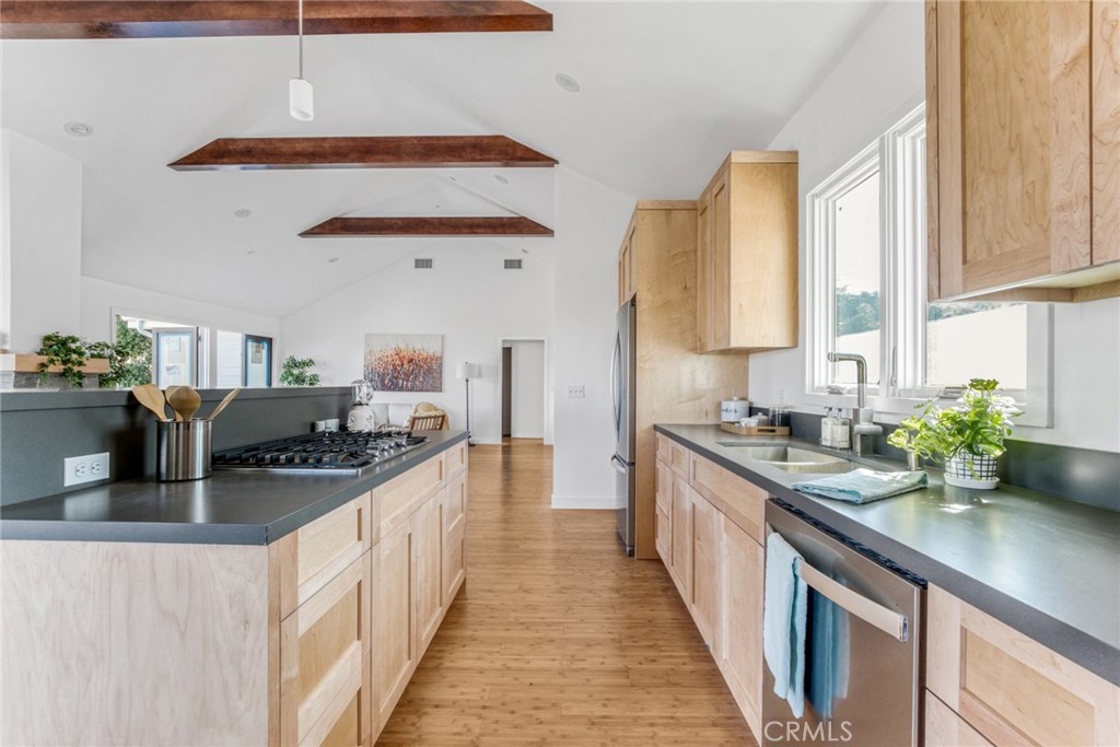 10763 Wheatland Avenue