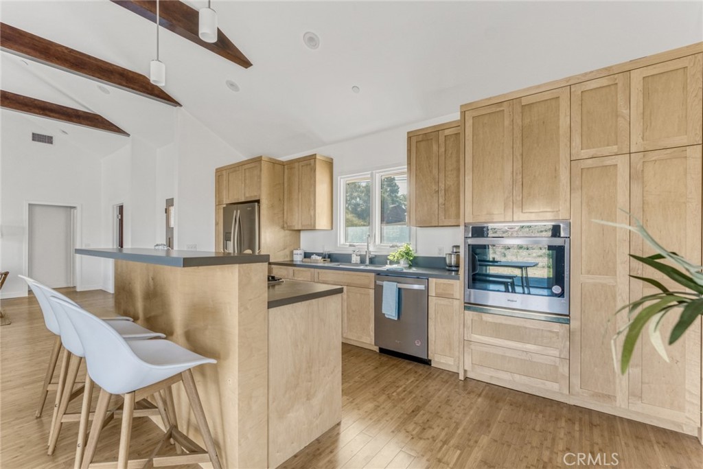 10763 Wheatland Avenue