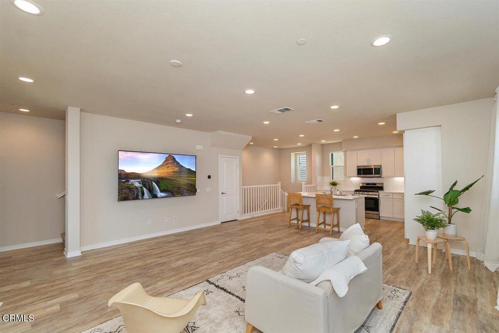 723 Heritage Lane
