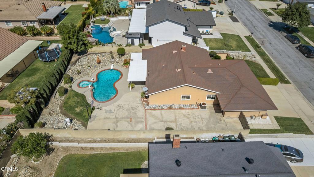 2061 N Albright Avenue