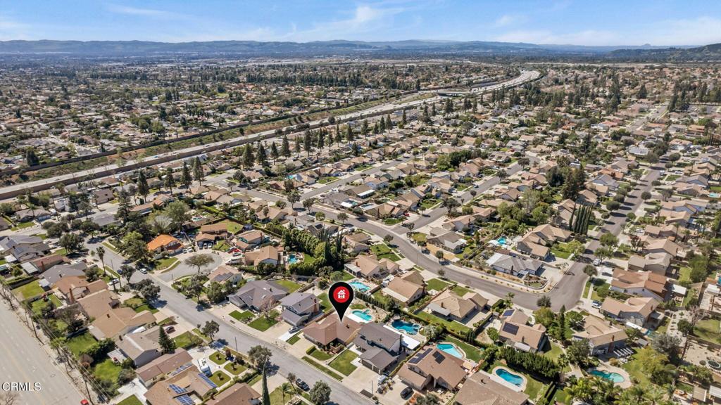 2061 N Albright Avenue