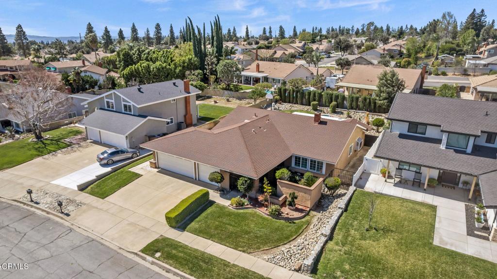 2061 N Albright Avenue