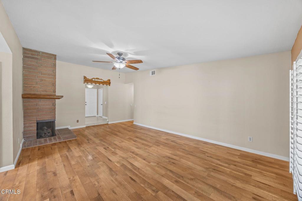 2061 N Albright Avenue