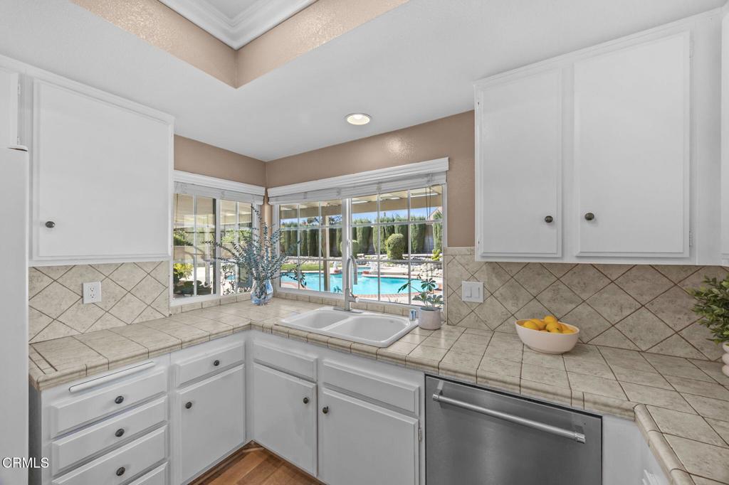 2061 N Albright Avenue