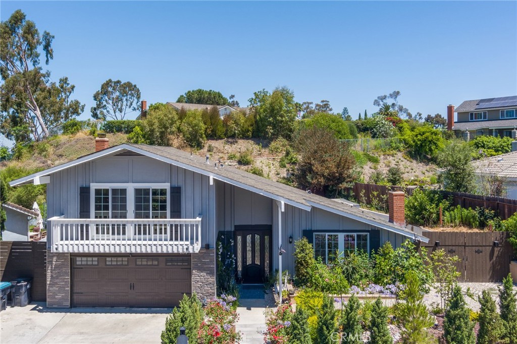 25212 Terreno Drive