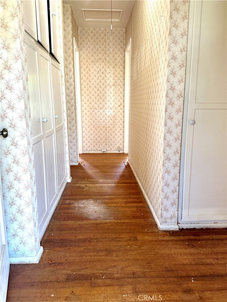 1345 W 26th Place