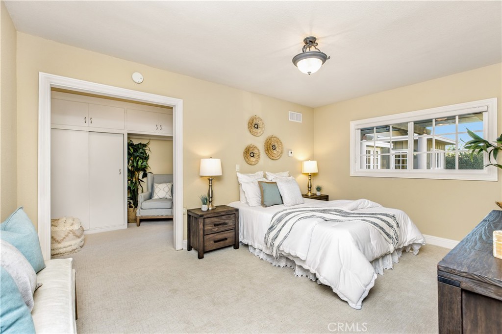 3951 Palos Verdes Drive South