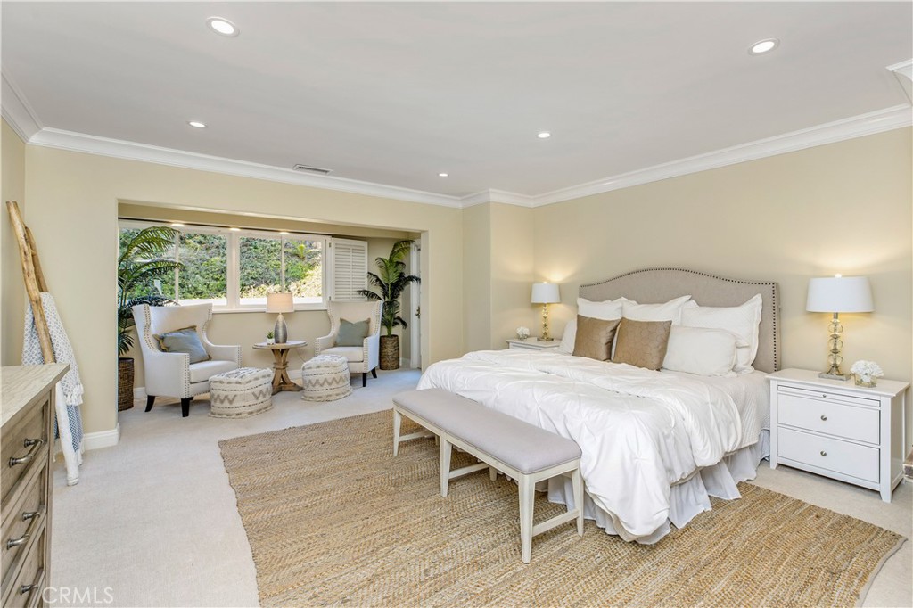 3951 Palos Verdes Drive South