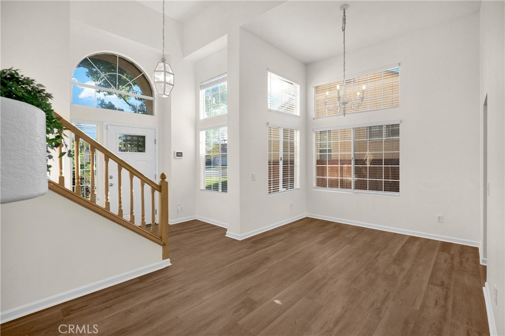 27472 Swallow Court