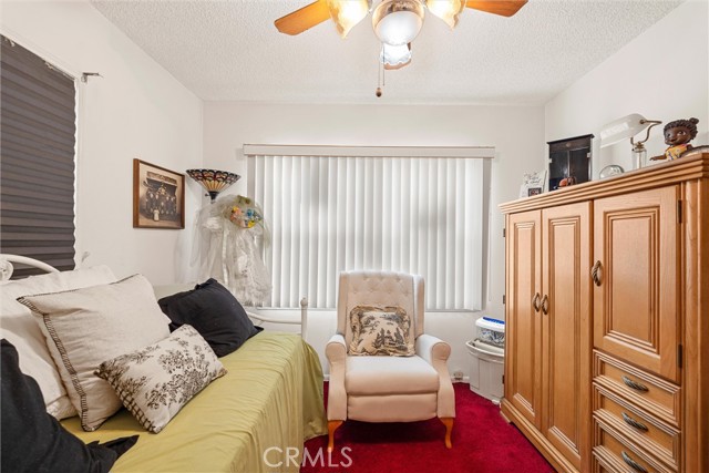 2404 W 116th ST