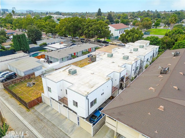 320 W Valencia AVE Unit: 202