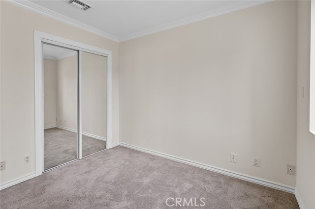 320 W Valencia AVE Unit: 202