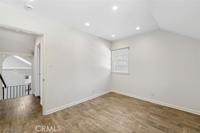 4045 Sunnyslope AVE