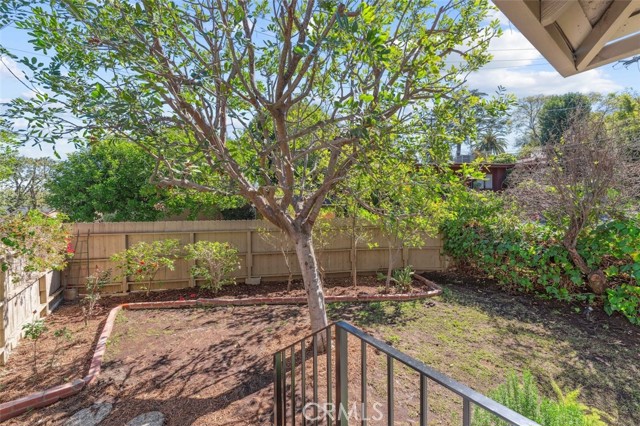 4045 Sunnyslope AVE
