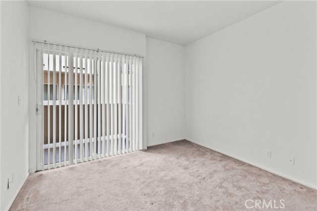 19350 Sherman Way Unit: 125