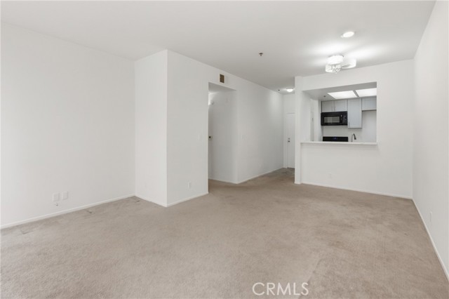 19350 Sherman Way Unit: 125