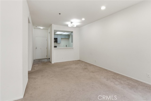 19350 Sherman Way Unit: 125