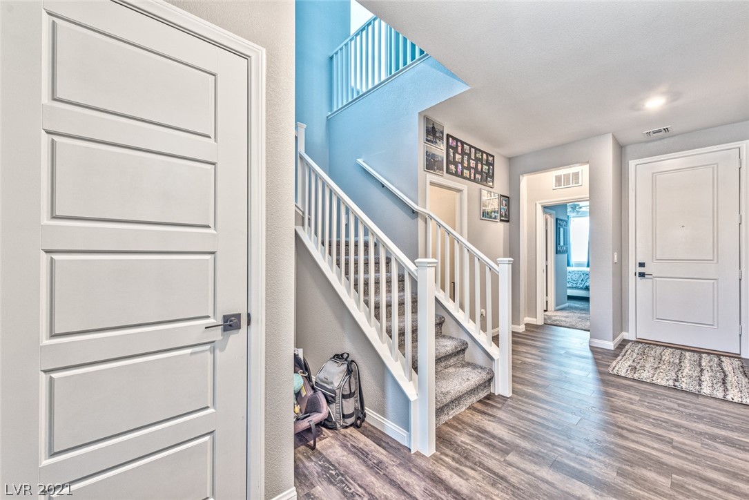 1018 Brilliant Meadow Avenue