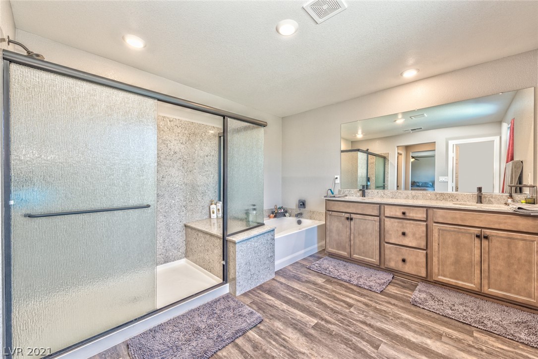 1018 Brilliant Meadow Avenue