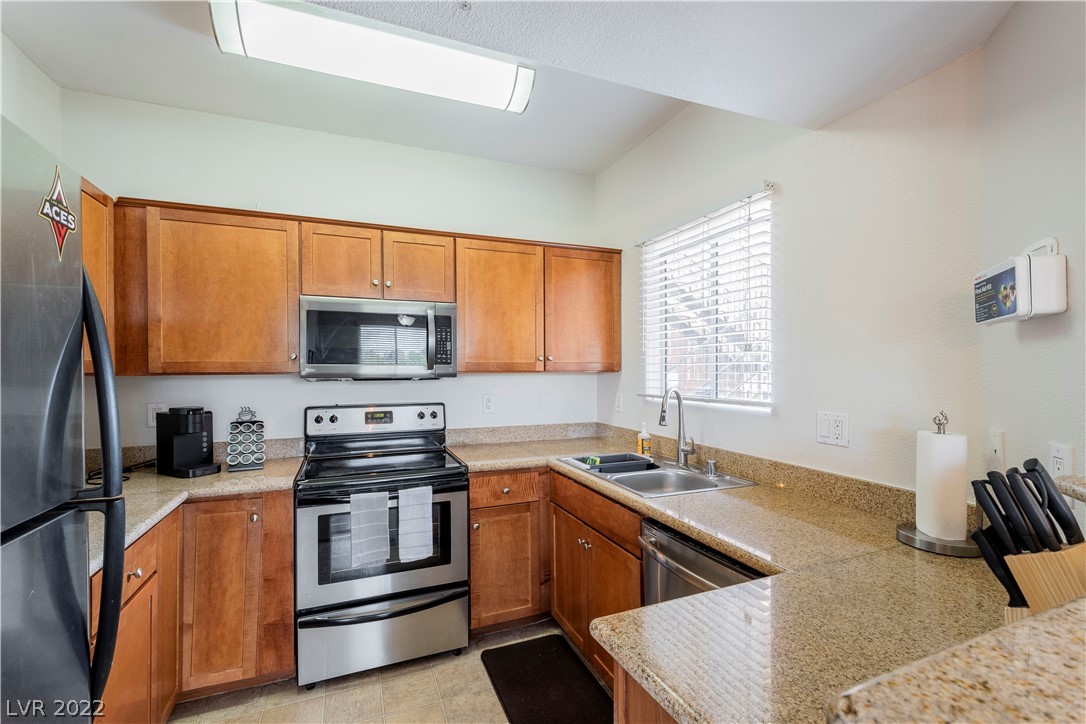 4400 S Jones Boulevard Unit: 2093