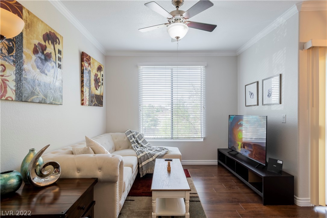 4400 S Jones Boulevard Unit: 2093