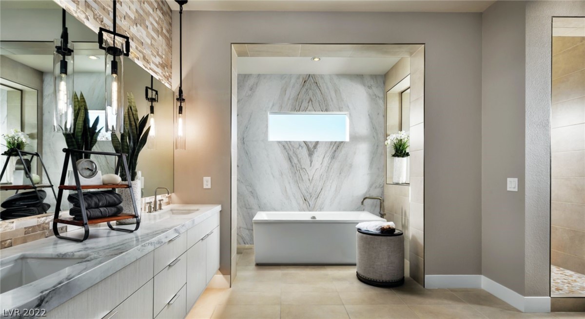 6195 Desert Flora Avenue