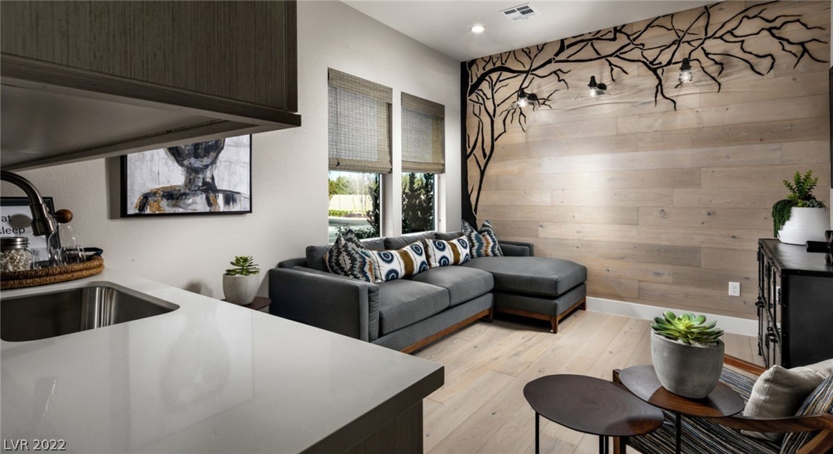 6195 Desert Flora Avenue