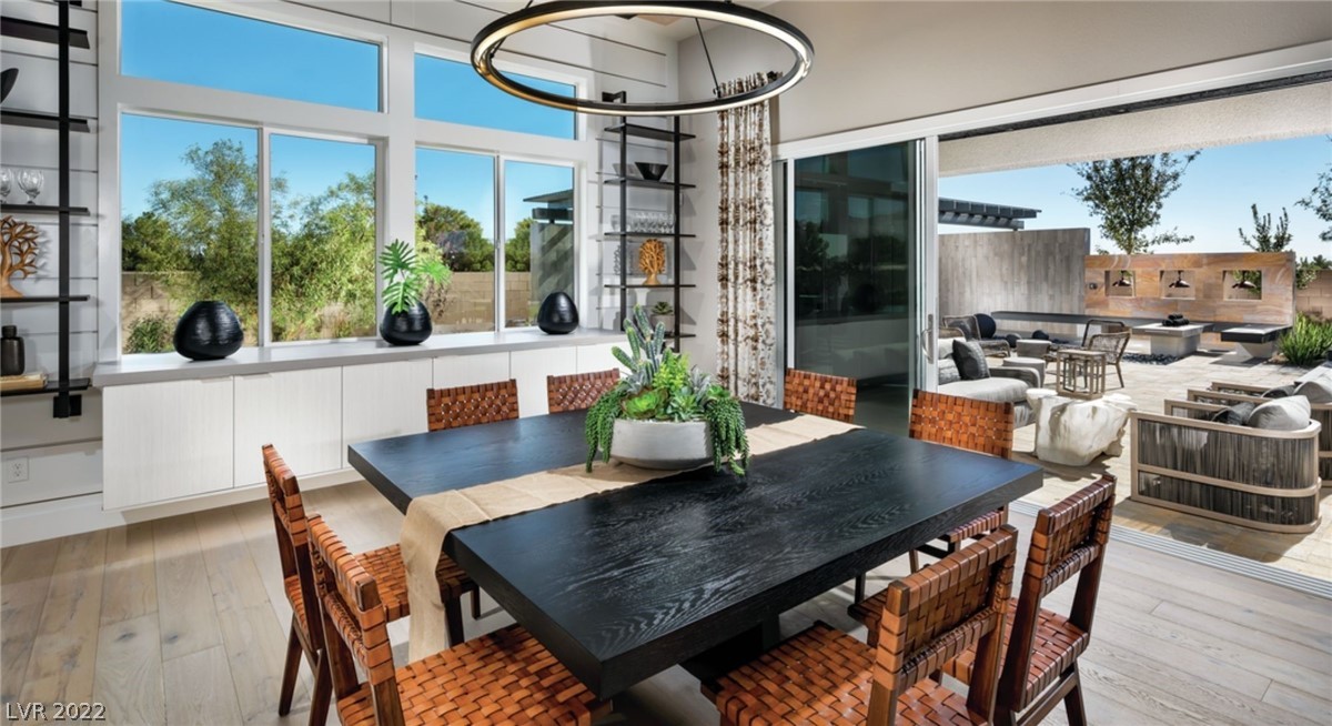 6195 Desert Flora Avenue