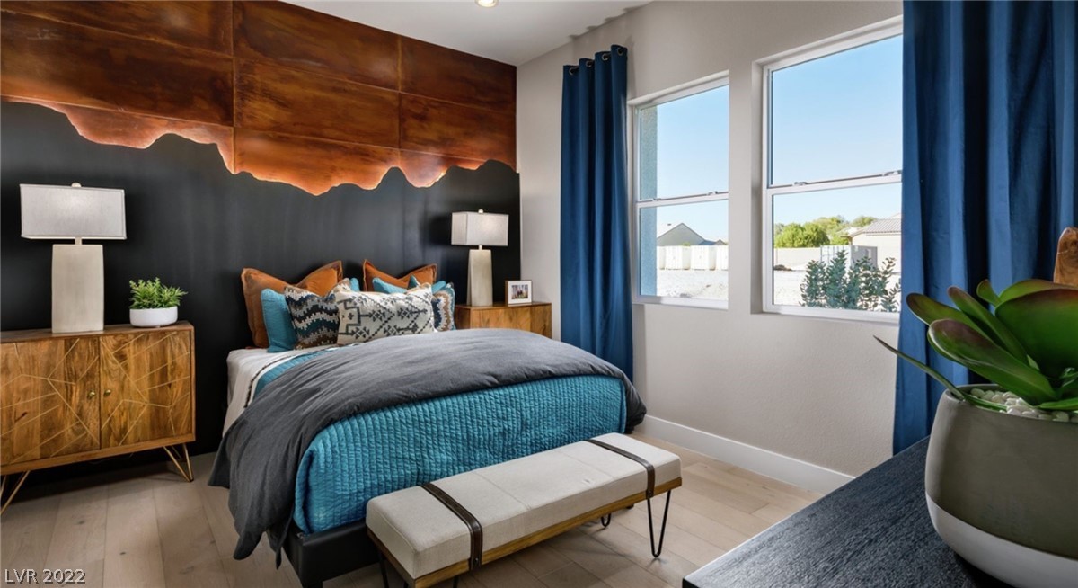 6195 Desert Flora Avenue