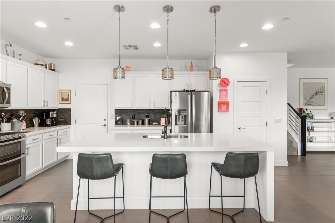 2458 Sylvan Hymn Street