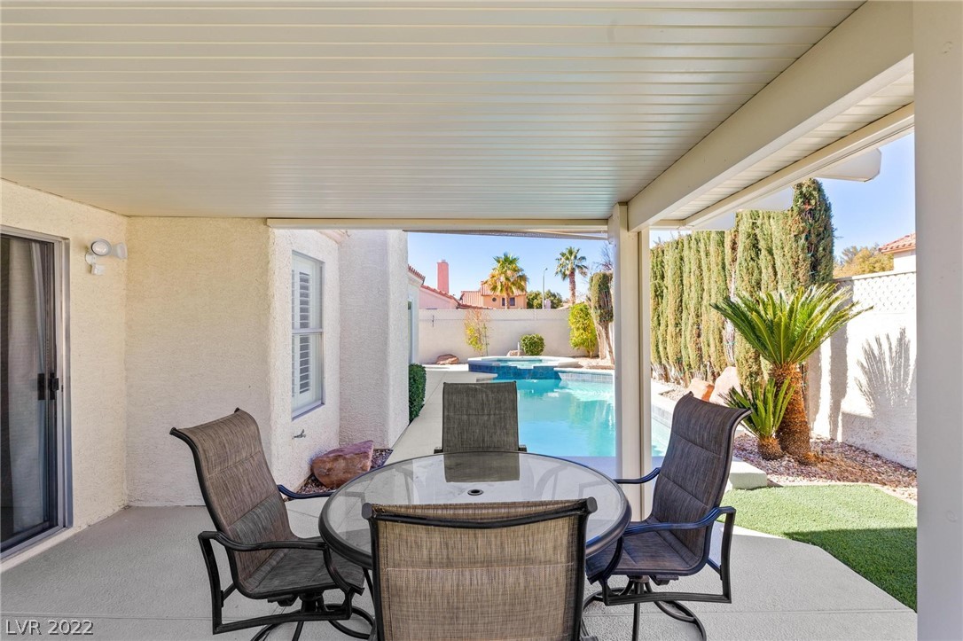 1742 Navarre Lane