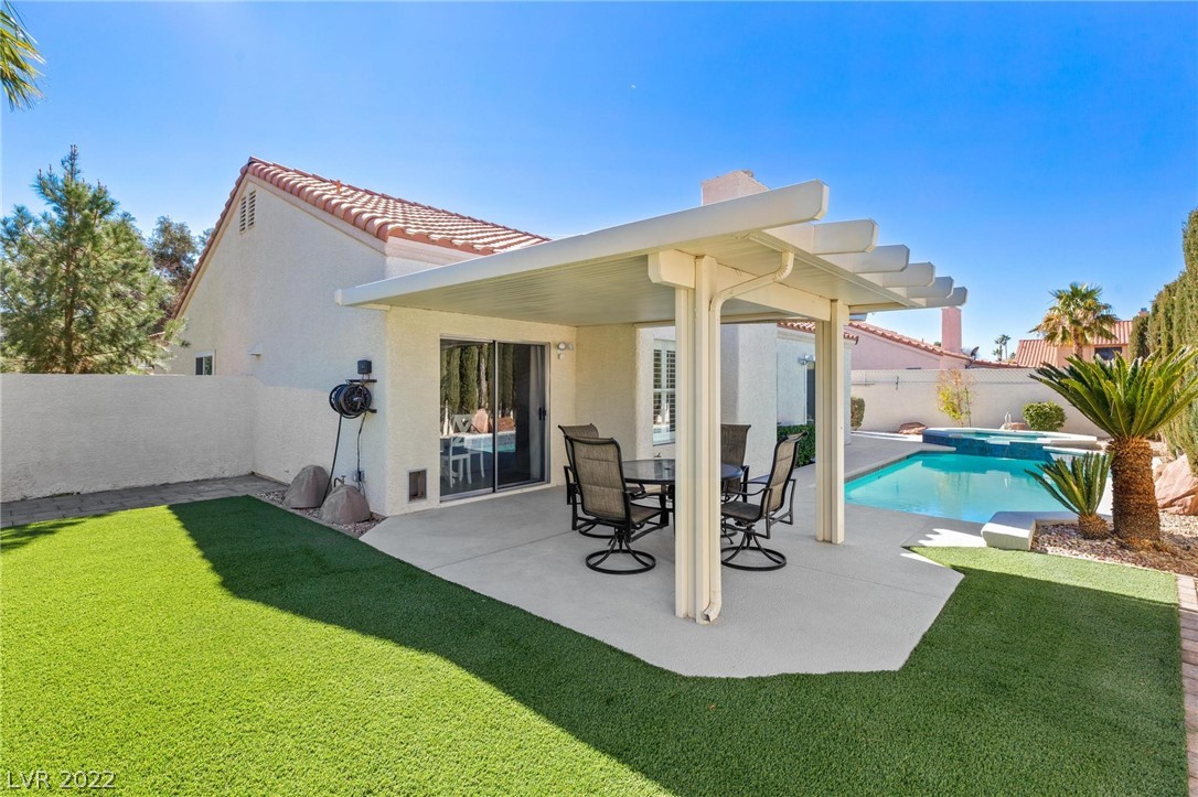 1742 Navarre Lane