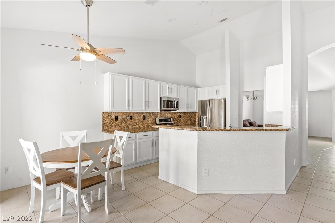 1742 Navarre Lane