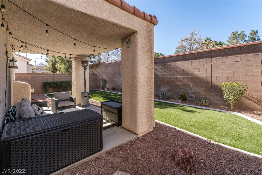 1917 Ivy Point Lane