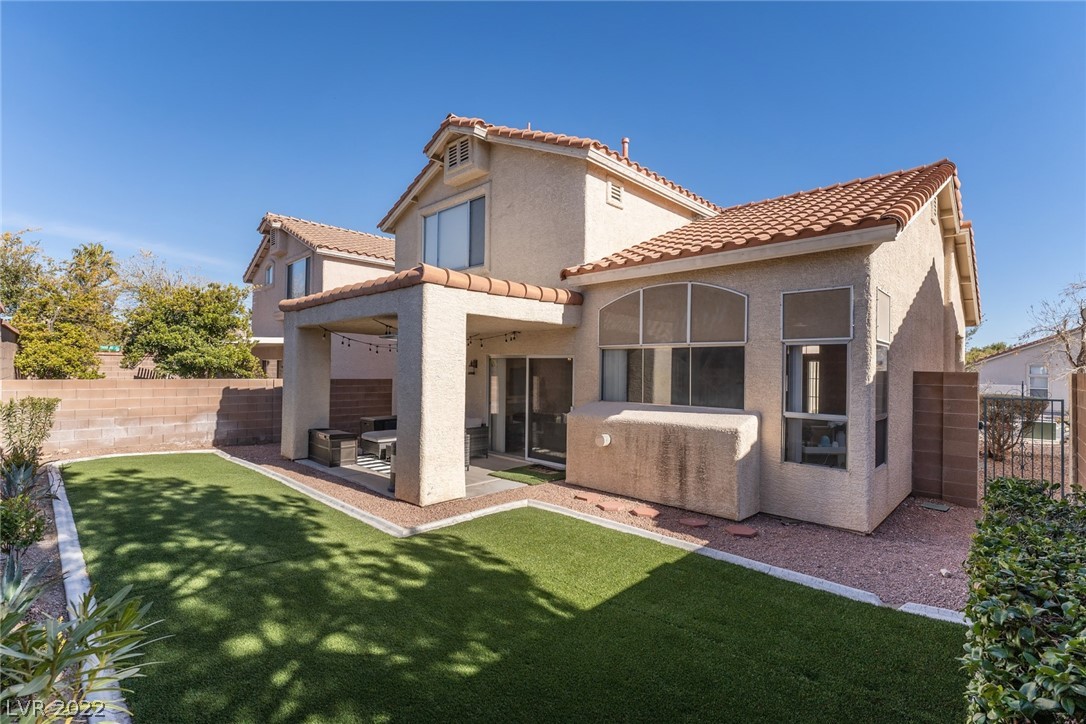 1917 Ivy Point Lane