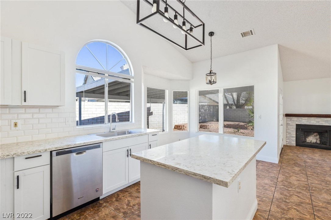 3609 Naugatuck Circle