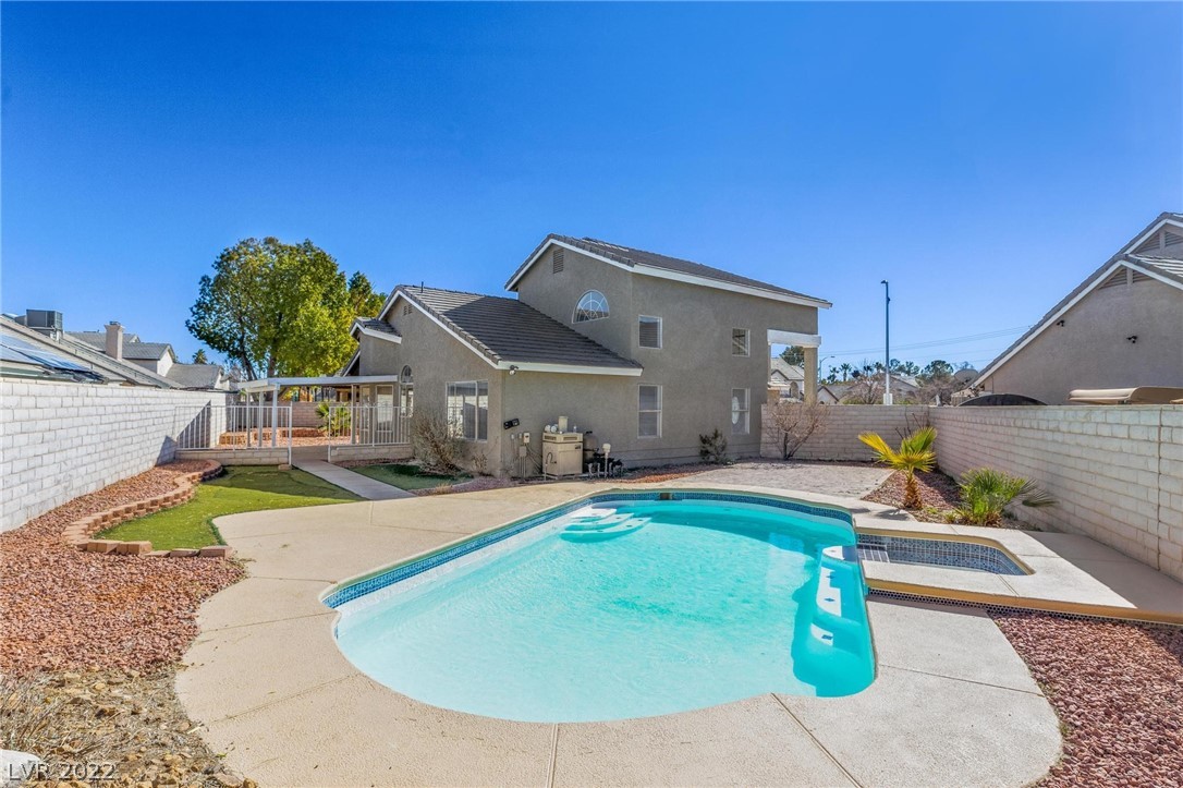 3609 Naugatuck Circle
